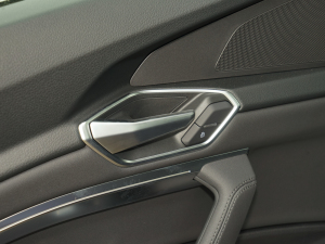 2021��Sportback 55 quattro ���A�� �п؅^