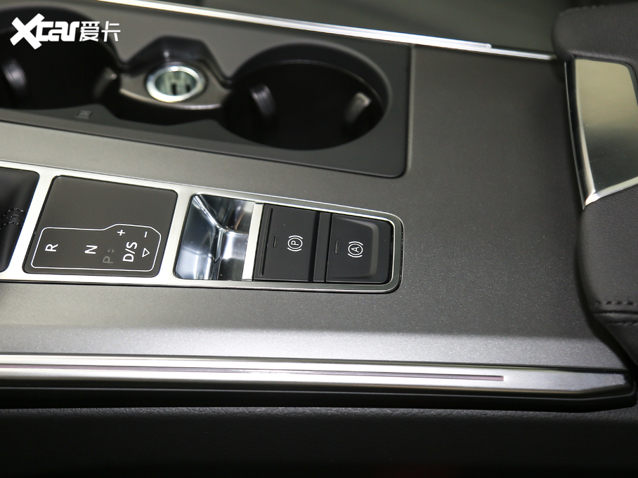 2020?yun)WA7 40 TFSI A