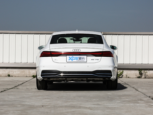 2020款45 TFSI 臻选型 正后	