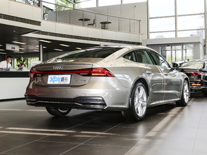 2020款40 TFSI 豪华型 整体外观