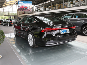 2020款45 TFSI 臻选型 左后45度