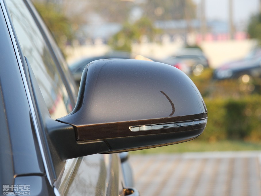 2013��W��A4(�M��) 40TFSI ���A��