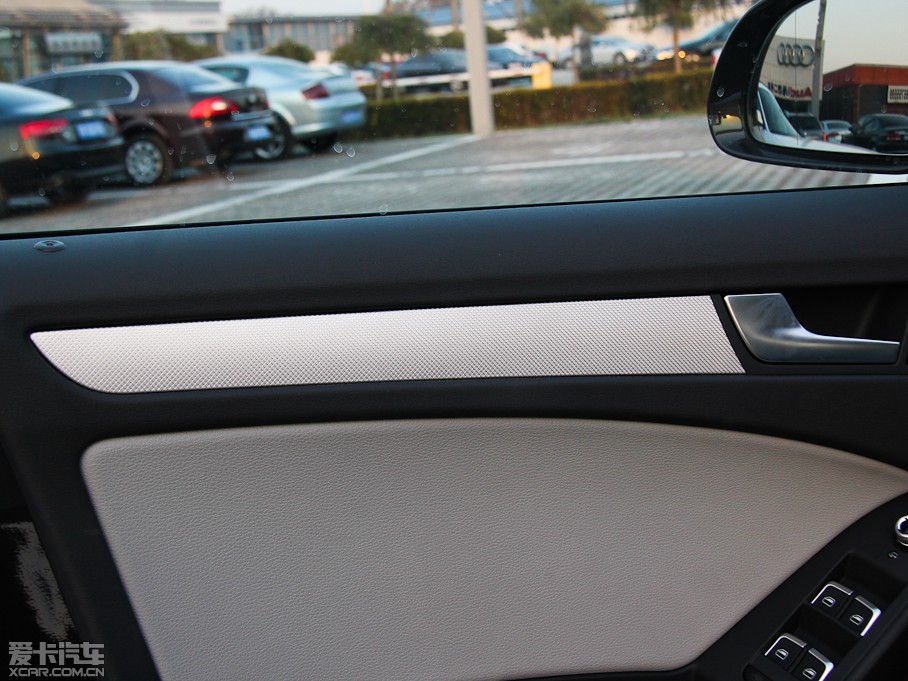 2013WA4(M(jn)) 40TFSI A