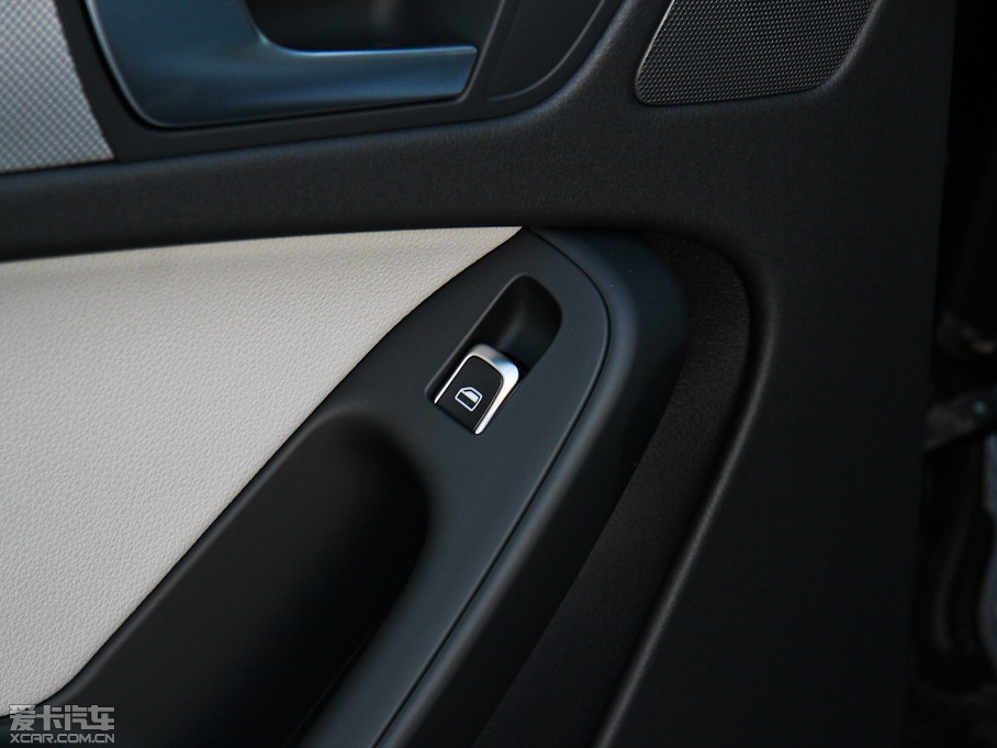 2013?yun)WA4(M(jn)) 40TFSI A