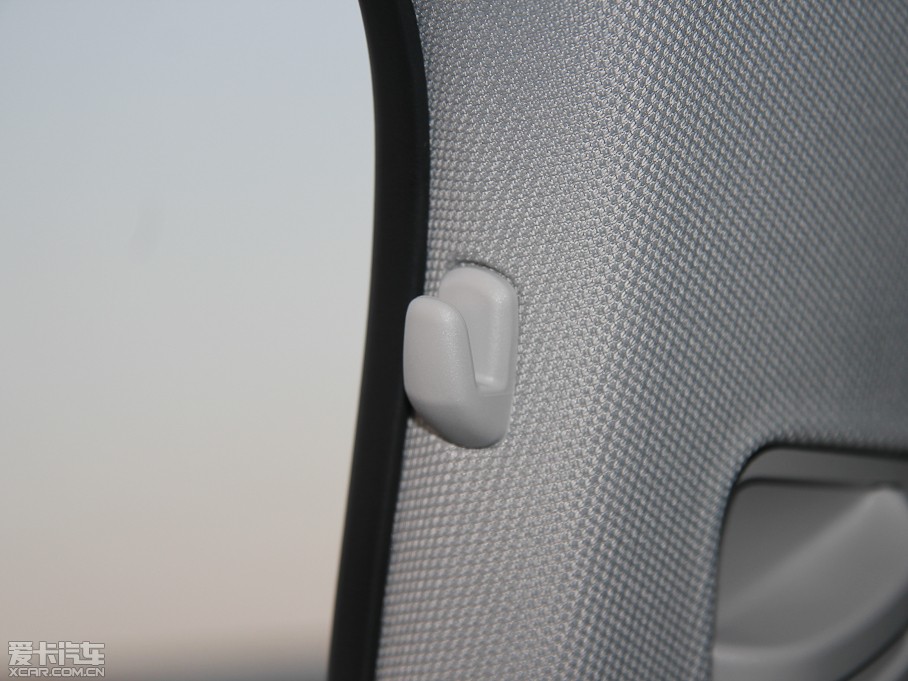 2013��?yu��n)W��A4(�M(j��n)��) 40TFSI ���A��