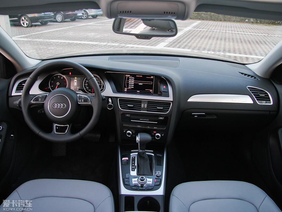 2013WA4(M) 40TFSI A