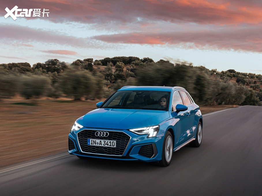 2020WA3 Sportback(M) 30 TDI S line