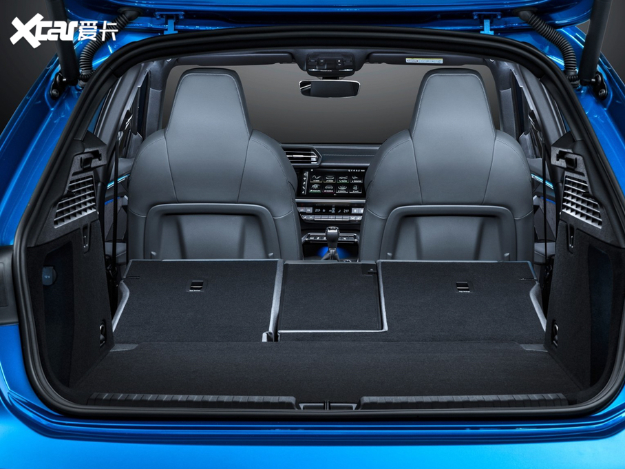 2020WA3 Sportback(M) 30 TDI S line