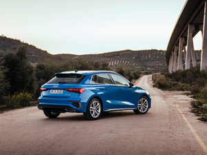 2020款30 TDI S line 整体外观