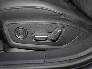 2021款2.9T Sportback 主驾驶座椅调节