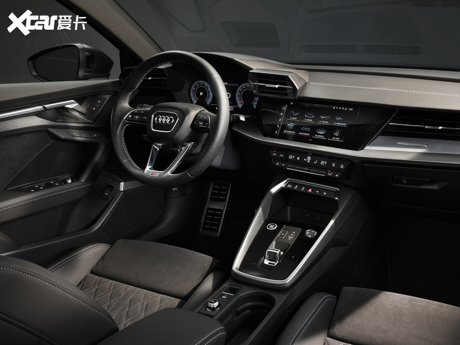 2020WA3 Limousine(M) Sedan