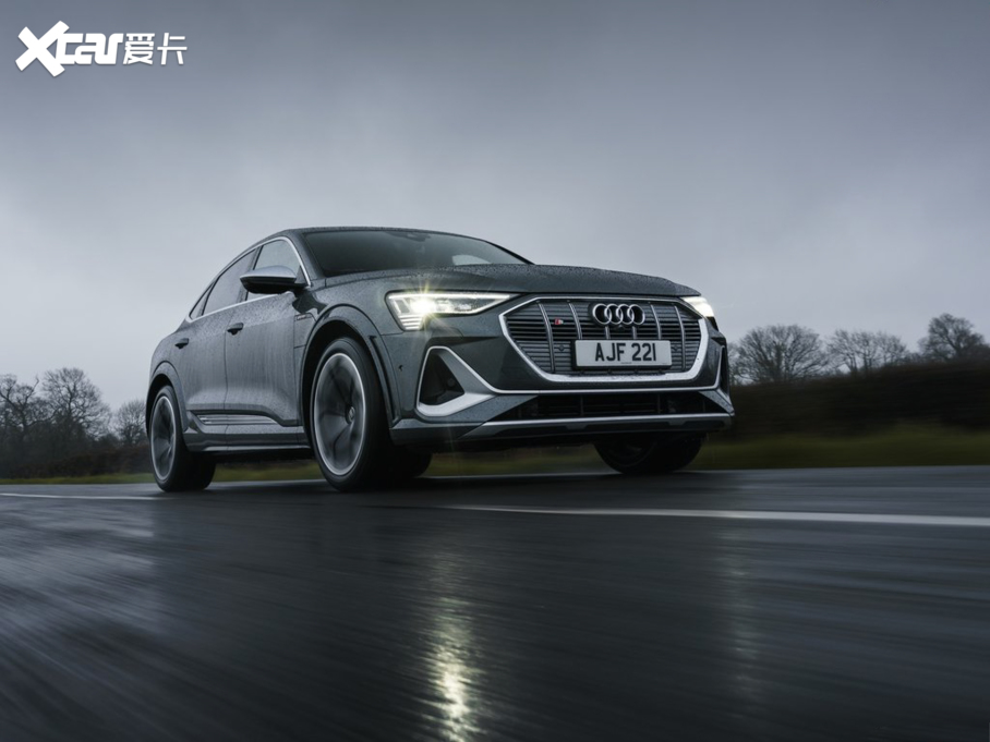 2021��W��e-tron(�M��) S Sportback Ӣ����