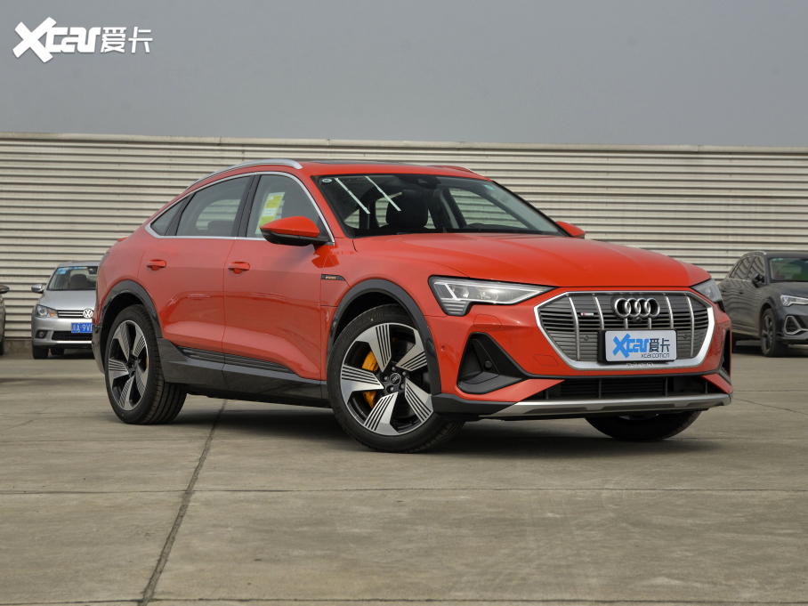 2021We-tron(M) Sportback 55 quattro x