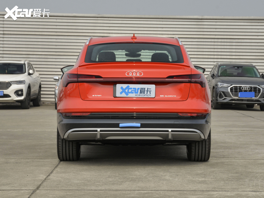 2021We-tron(M) Sportback 55 quattro x