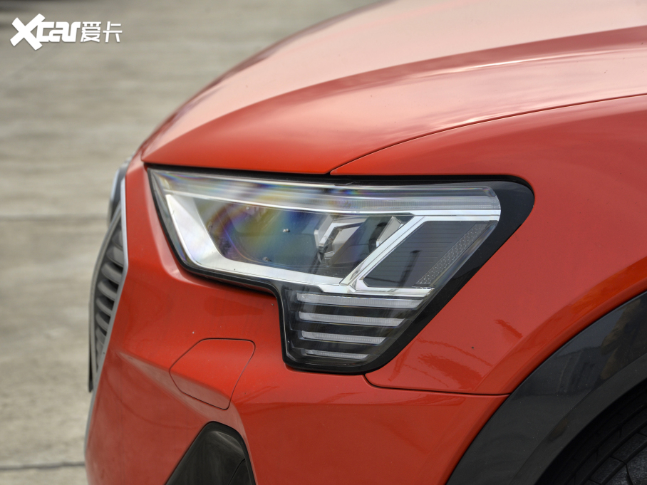 2021We-tron(M) Sportback 55 quattro x