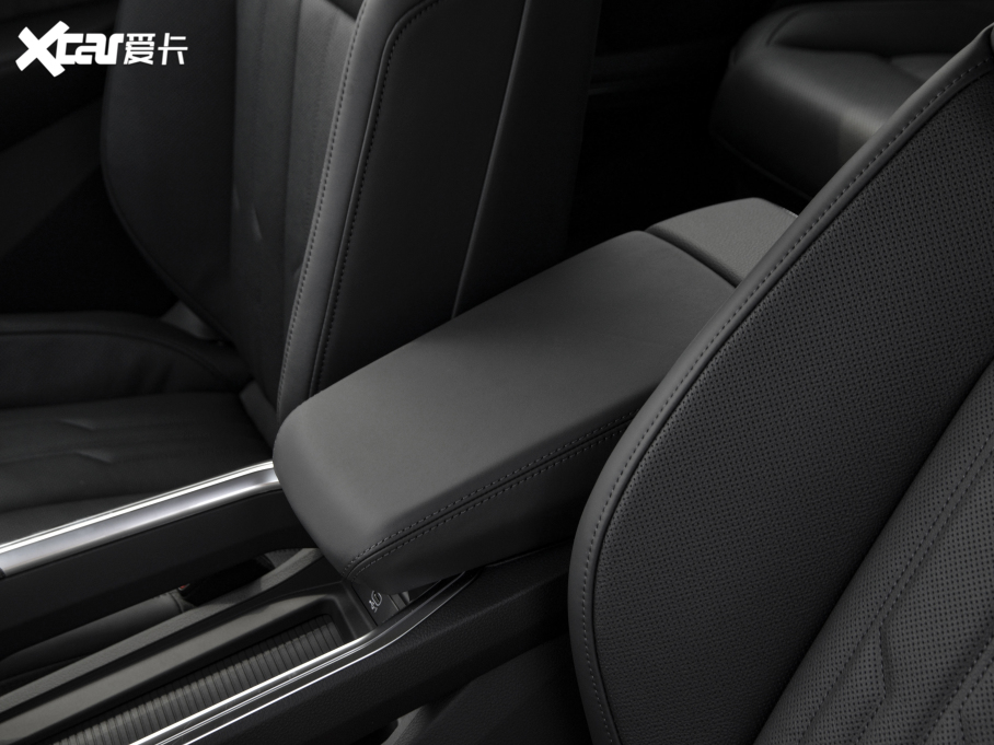 2021We-tron(M) Sportback 55 quattro x