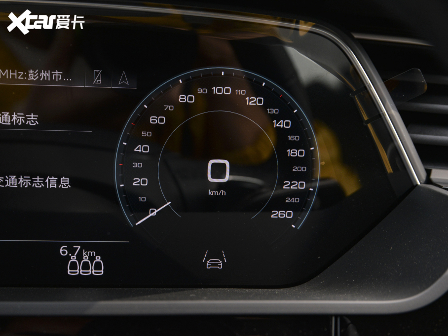 2021��W��e-tron(�M��) Sportback 55 quattro ���x��