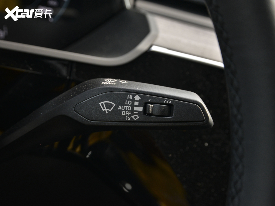 2021��W��e-tron(�M��) Sportback 55 quattro ���x��