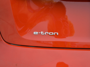 2021��Sportback 55 quattro ���x�� �������^