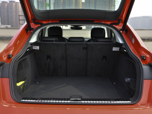 2021��Sportback 55 quattro ���x�� ��������g