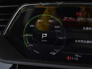 2021��Sportback 55 quattro ���x�� �п؅^(q��)