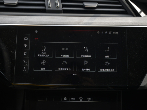 2021��Sportback 55 quattro ���x�� �п��_�@ʾ��