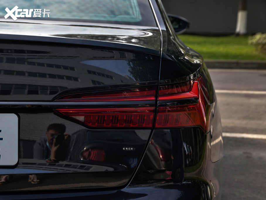 2021WS6 2.9T Limousine