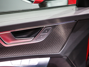 20212.9T Limousine g