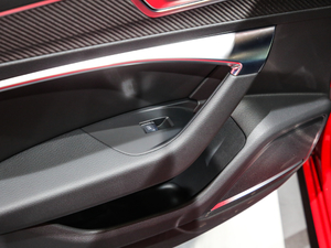 20212.9T Limousine g