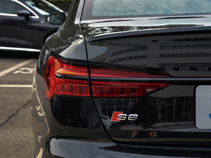 20212.9T Limousine ^