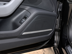 20212.9T Limousine g