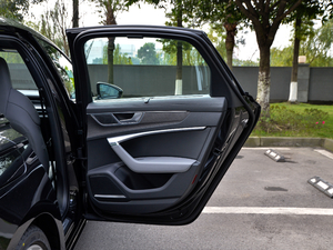 20212.9T Limousine g