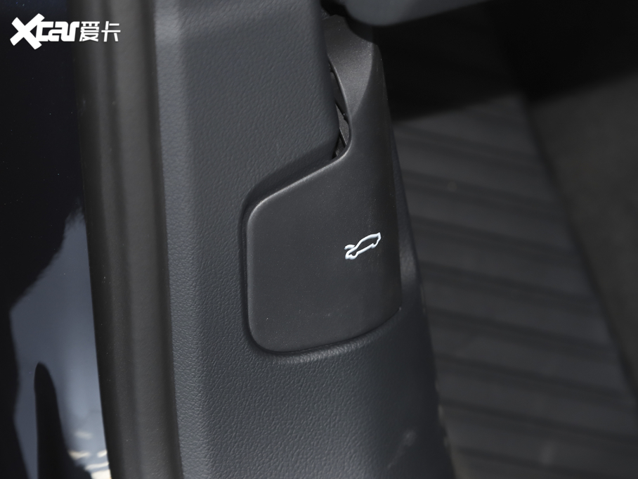 2021WA8 50 TFSI quattro m