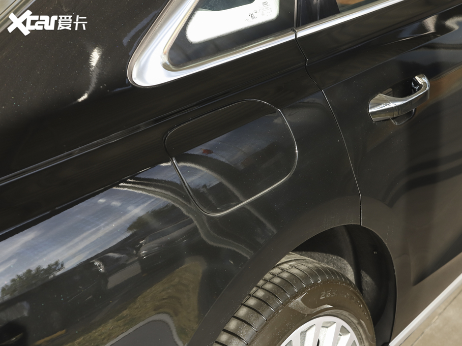 2021?yun)WA8 55 TFSI quattro A