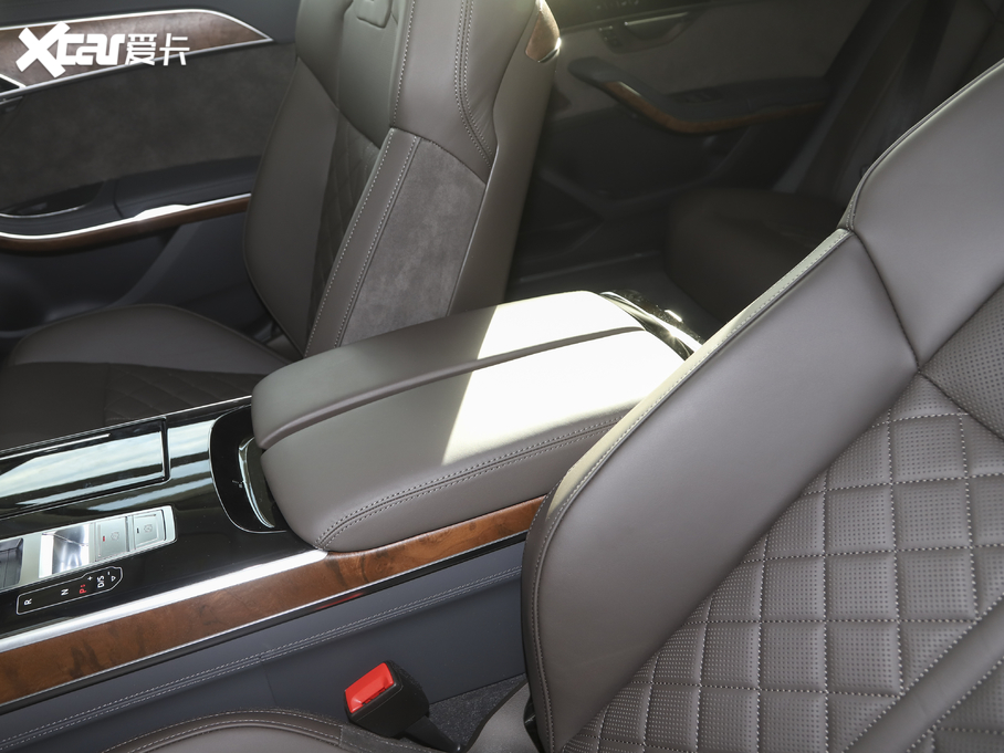 2021WA8 55 TFSI quattro A