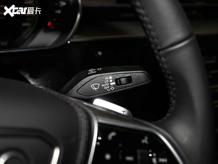 2021WA8 55 TFSI quattro F