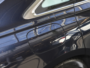 202150 TFSI quattro m ^