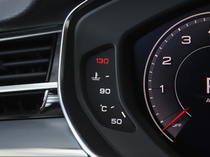 202150 TFSI quattro m п؅^