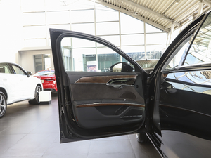 202155 TFSI quattro A {λ܇T