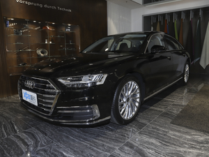 2021款50 TFSI quattro 豪华型 左前45度