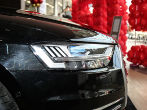 202155 TFSI quattro F ^