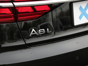 202160 TFSI quattro F ^