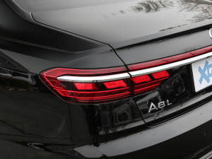 202160 TFSI quattro F ^