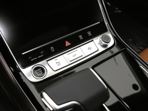 202160 TFSI quattro F п؅^