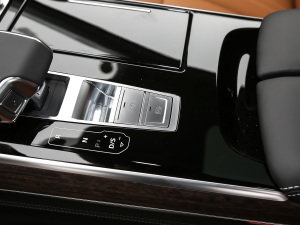 202160 TFSI quattro F v܇Ƅ