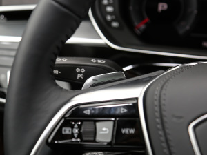 202160 TFSI quattro F п؅^