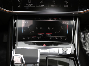 202160 TFSI quattro F {{