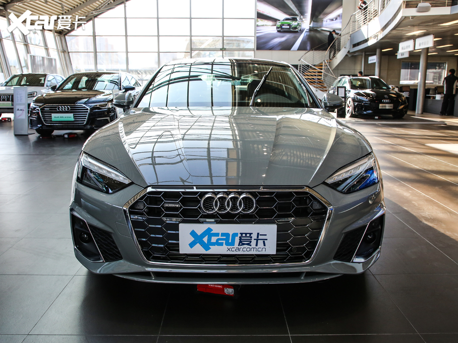 2021WA5 40 TFSI quattro AӸ