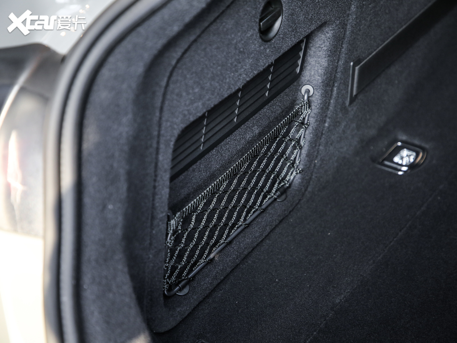 2021WA5 40 TFSI quattro AӸ