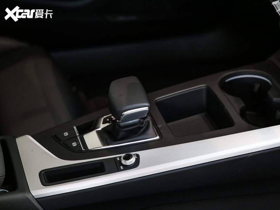 2021WA5 40 TFSI quattro AӸ